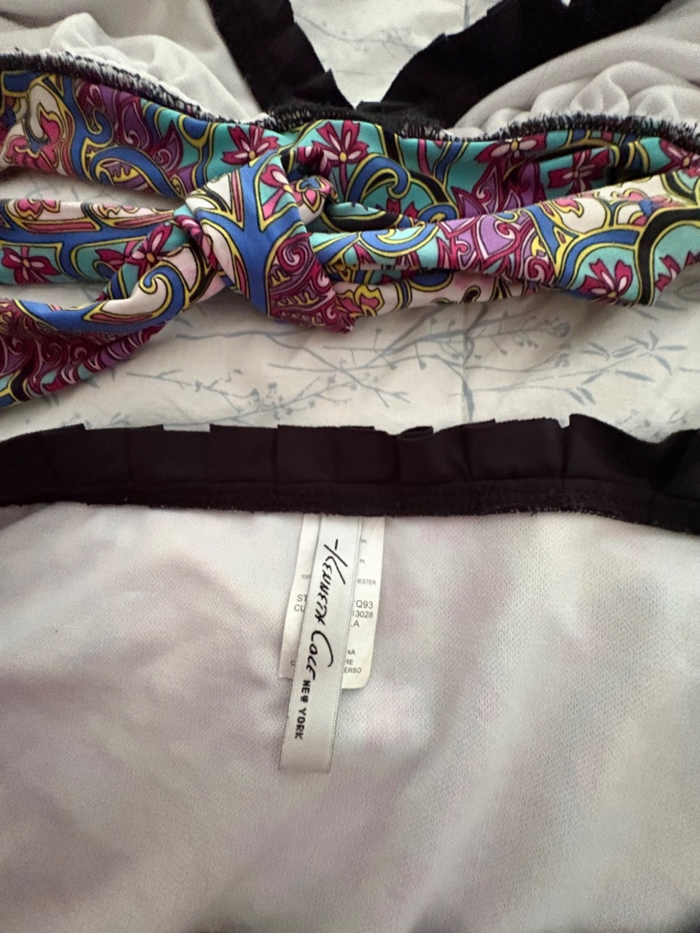Kenneth Cole Bikini Size L - Picture 7 of 7